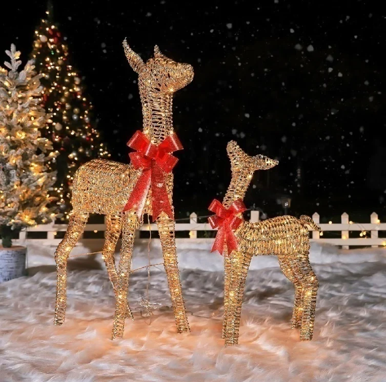 Christmas Indoor & Outdoor Decor